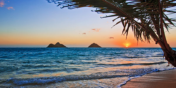 Pacific sunrise at Lanikai Beach, Hawaii