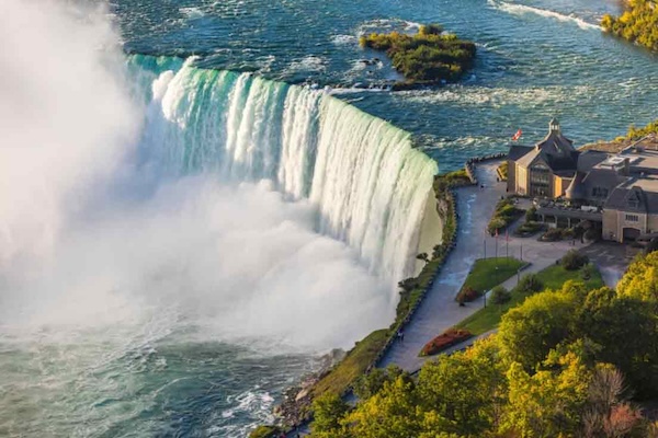 Aerial view of Niagara Falls in the summer