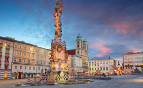 Evening Cityscape Main Square Column Linz